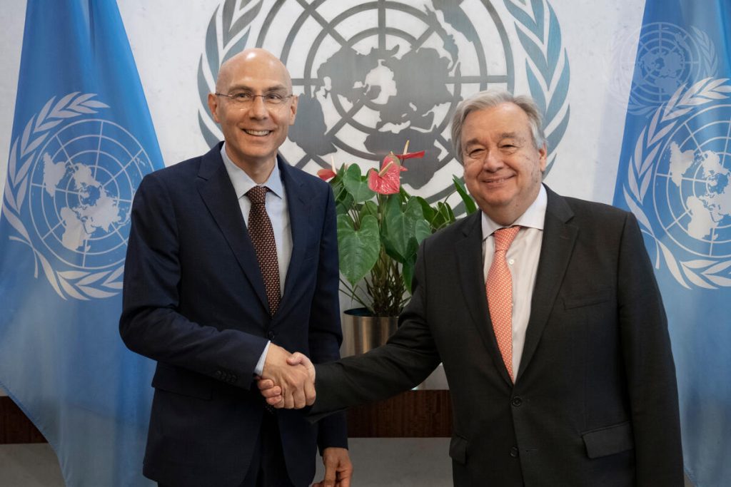 Are you a concerned citizen? Send a letter to UN decision makers! 