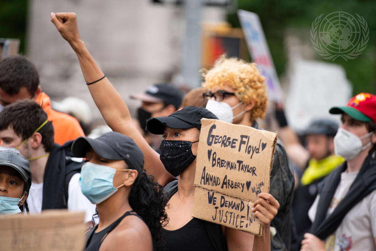 Protests are under way in New York City against racism and police violence after the death of George Floyd. Protests first erupted on 25 May, after video footage went viral on social media of a white police officer in the city of Minneapolis, United States, kneeling on the neck of African American George Floyd, for more than eight minutes, causing his death while in police custody. His death set off a nationwide outcry over racial inequality and police brutality, that have inspired protests in solidarity and against racism all over the world.